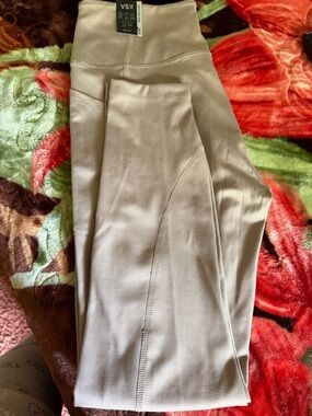 Victoria's Secret VSX High-Waist Jeggings in Light Beige